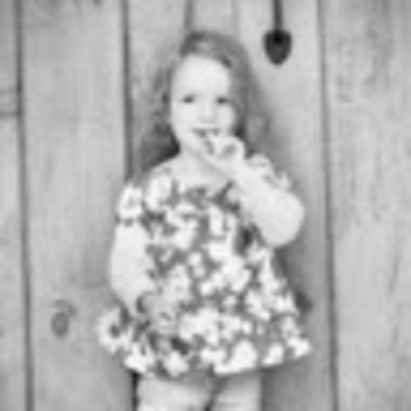 Meet your Posher, Wendy - Picture 1 of 1